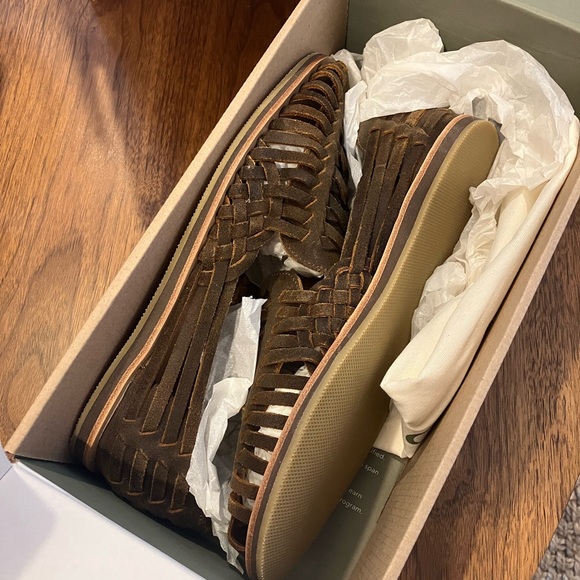 Nisolo Huarache Sandals Waxed Brown - Picture 3 of 3